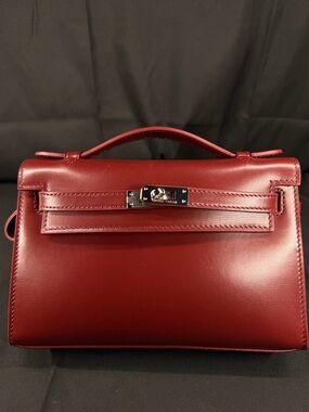 Women’s Top-Handle Leather Satchel in Deep Red